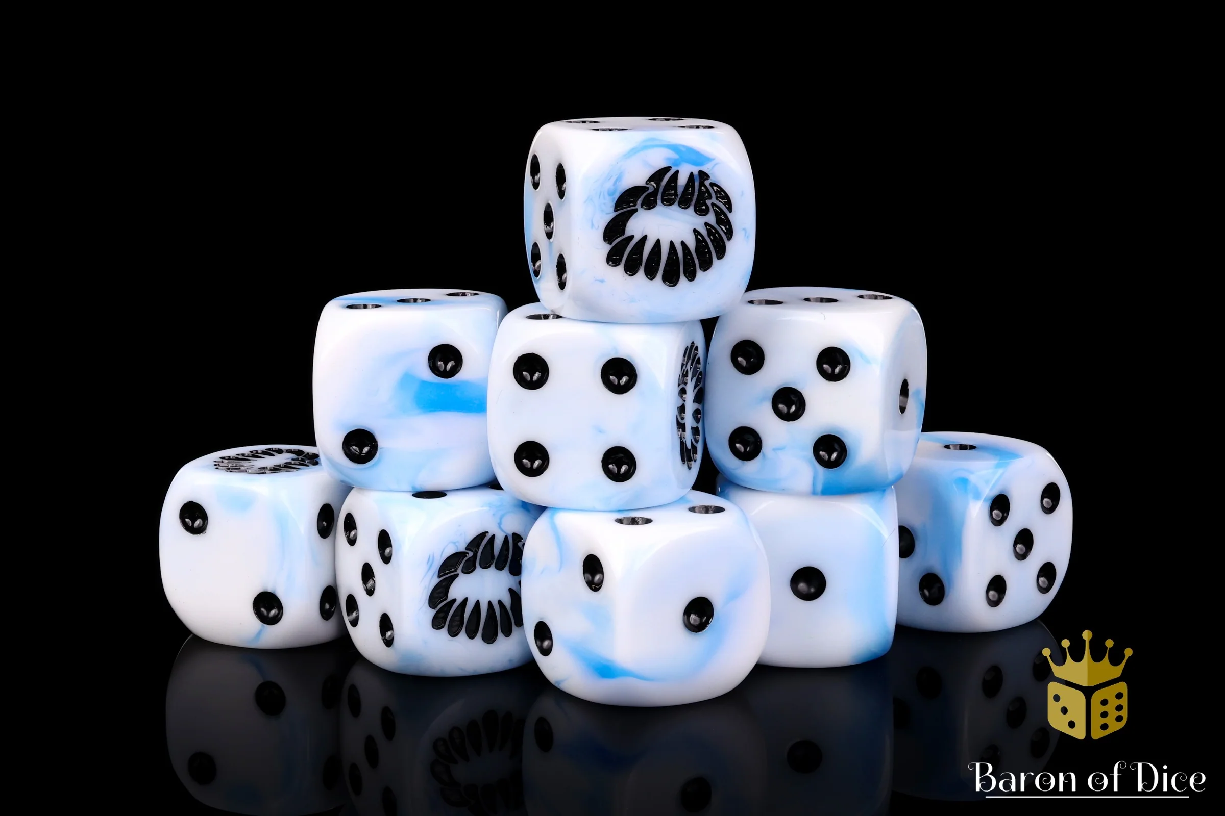 Fanged Maw Dice - White Ice - Image 4