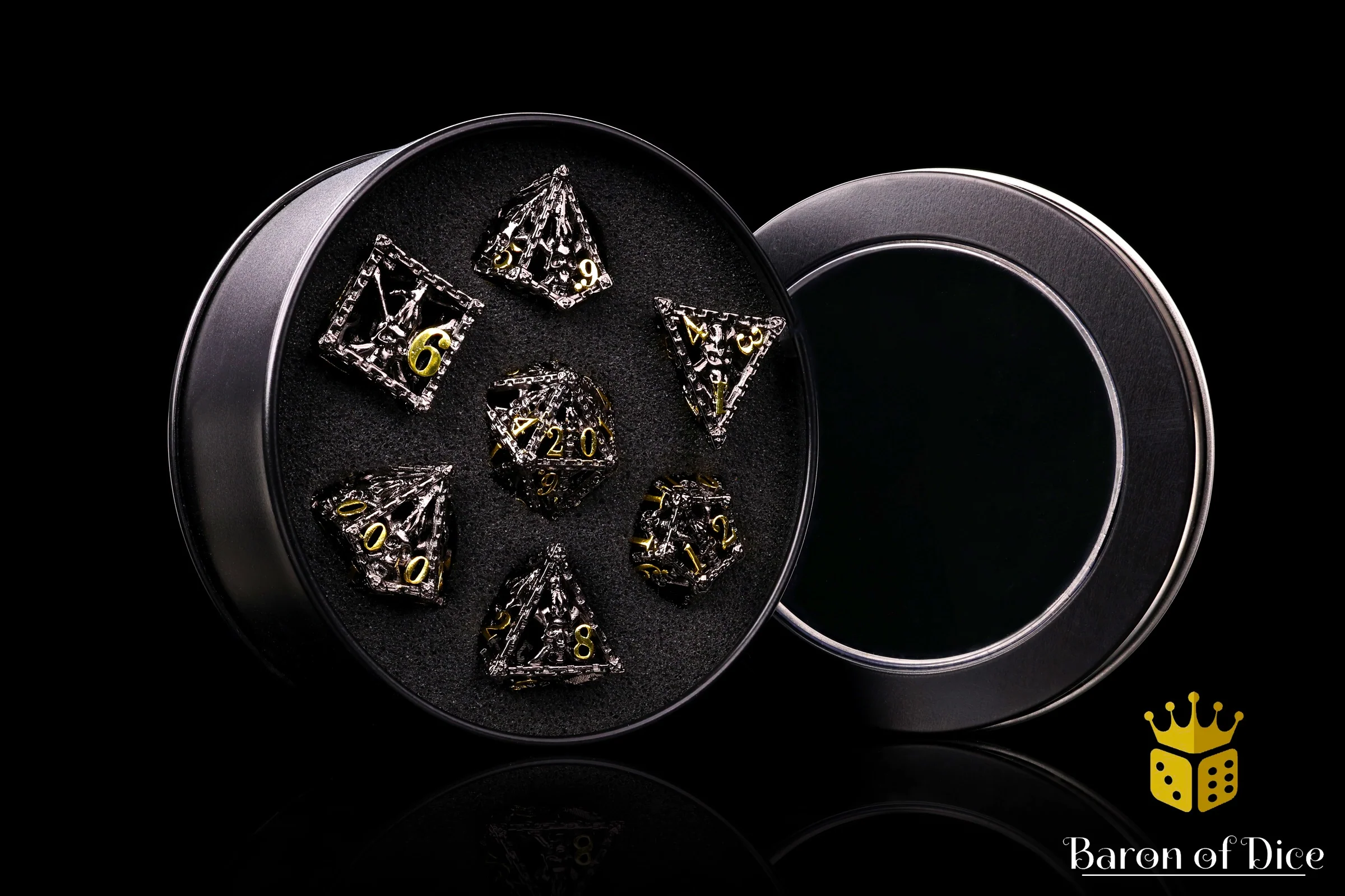 Pirate Skull Metal RPG Dice Set - 7 Pieces - Image 3
